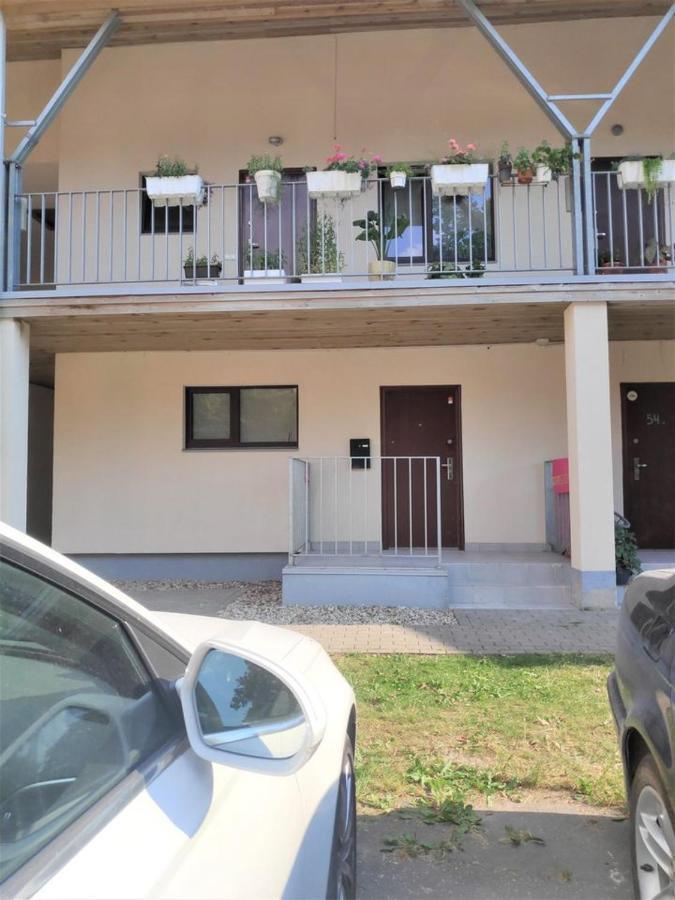 Dzivoklis Gimenei 100 Metri No Juras Apartamento Jūrkalne Exterior foto